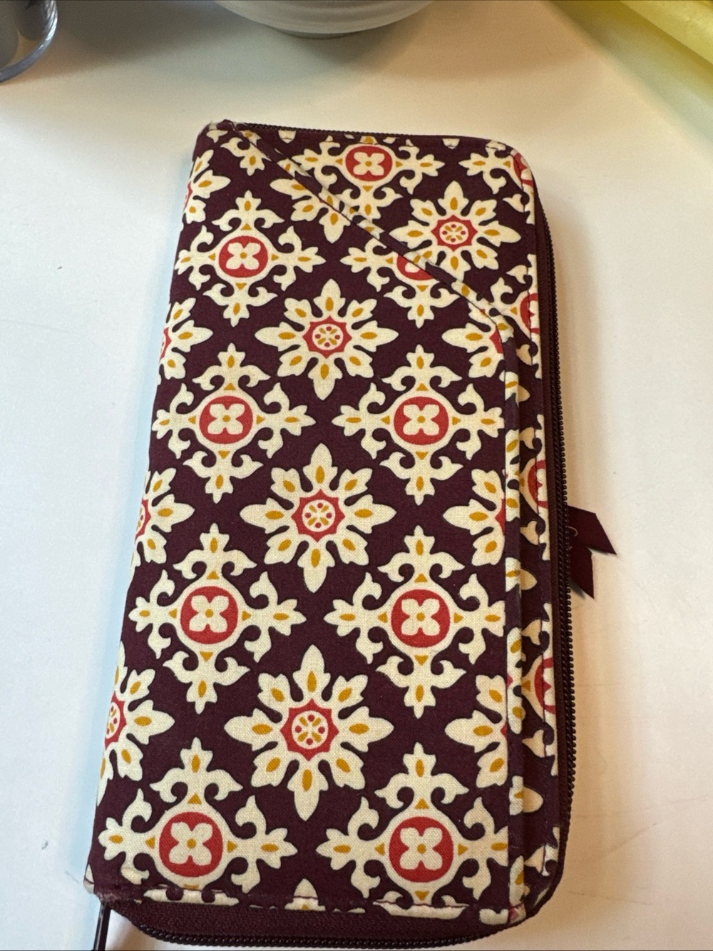 Vera Bradley Zip Travel RFID Wallet Passport‎ Organizer ID Medallion Pattern